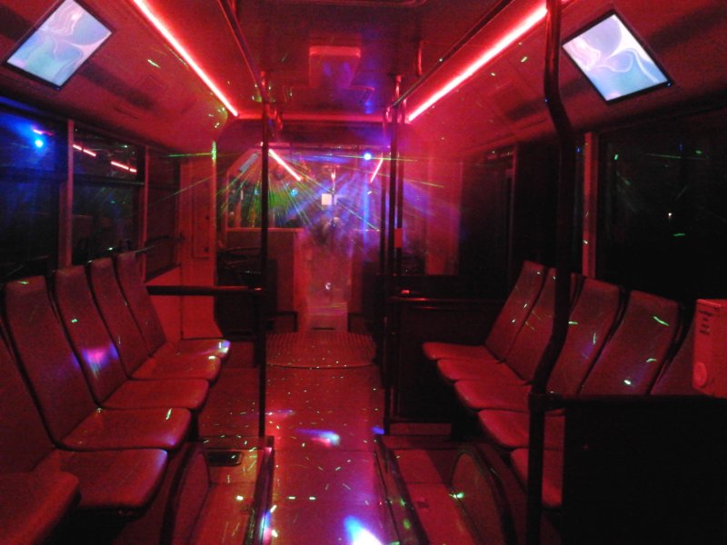 70 személyes Partybus